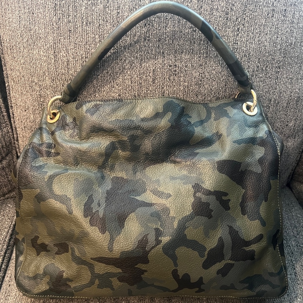 Mark & Graham build your bag Shoulder Bag green Camouflage